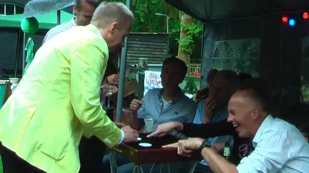 goochelshow aan tafel